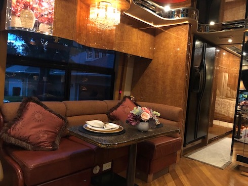 2007 Prevost Featherlite H3-45 For Sale