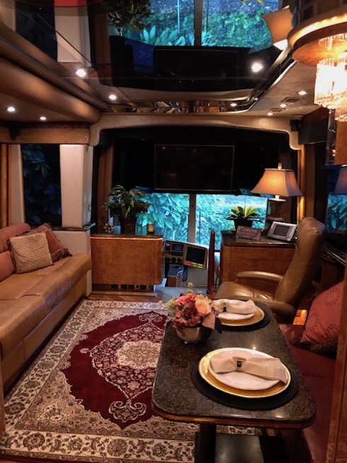 2007 Prevost Featherlite H3-45 For Sale