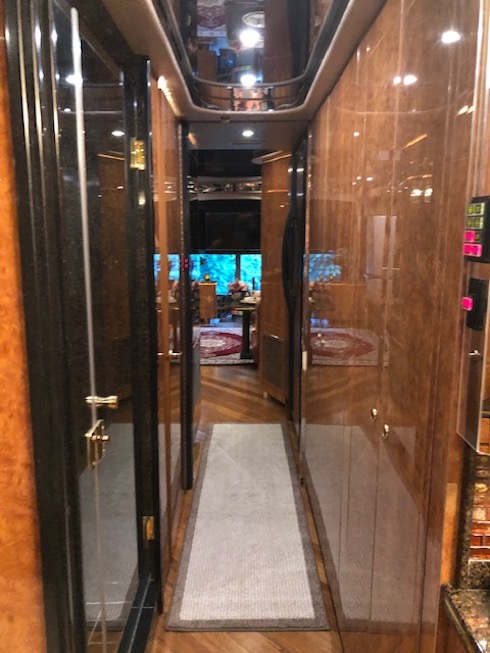 2007 Prevost Featherlite H3-45 For Sale