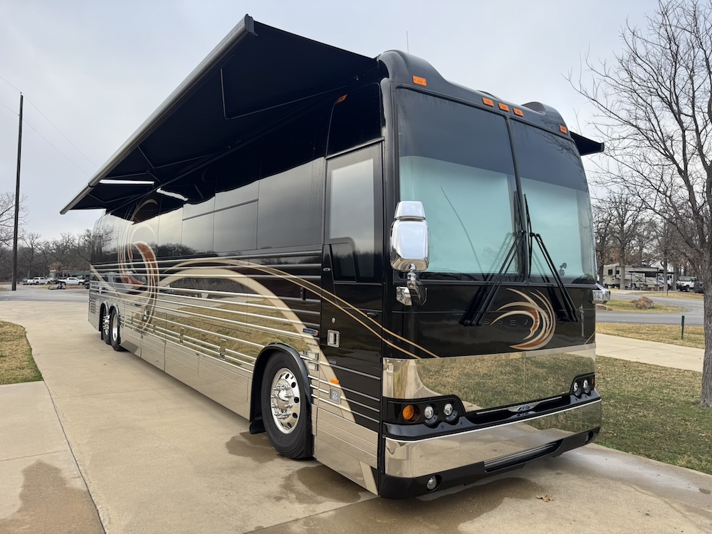 2007 Prevost Legendary XLII For Sale