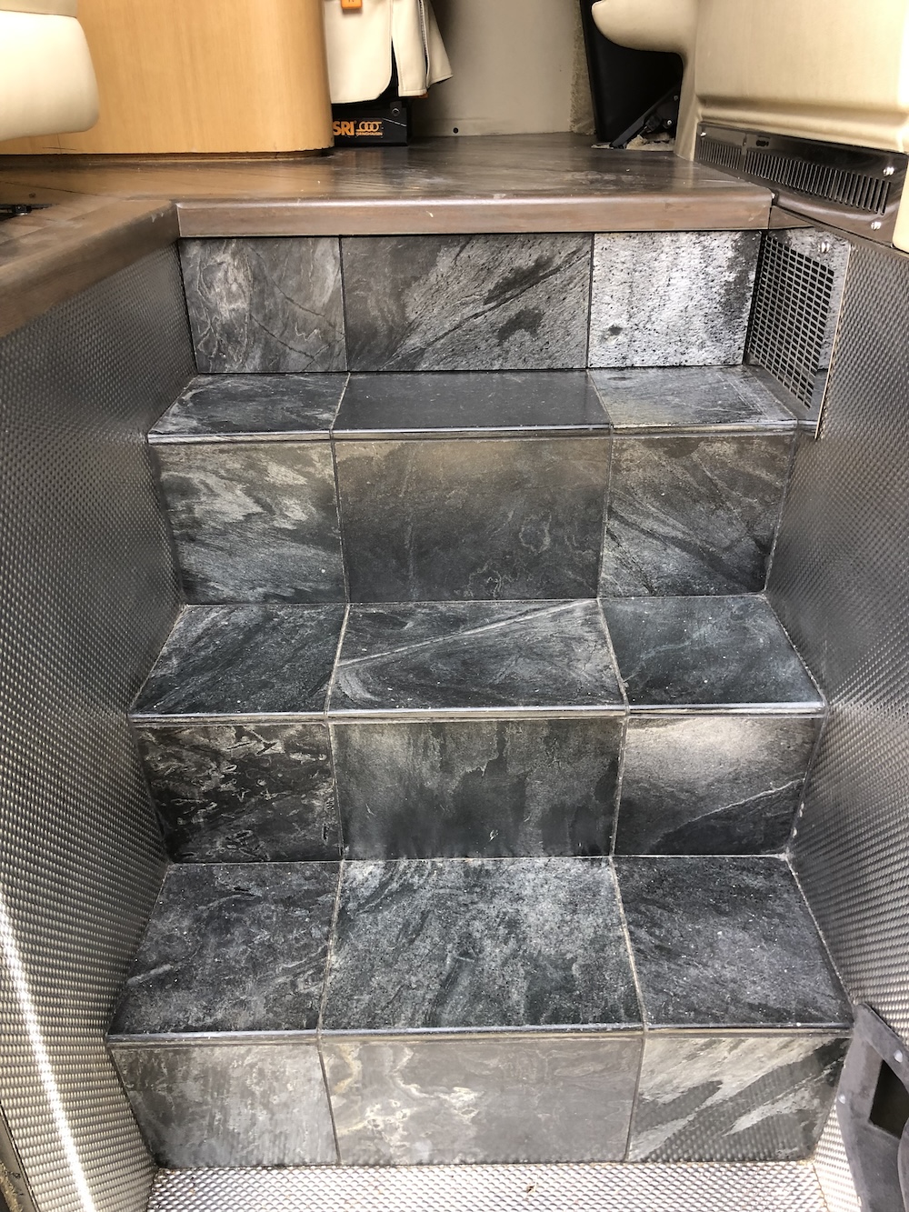 2007 Prevost XLII For Sale