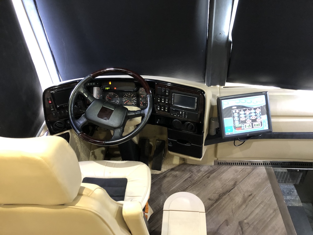 2007 Prevost XLII For Sale