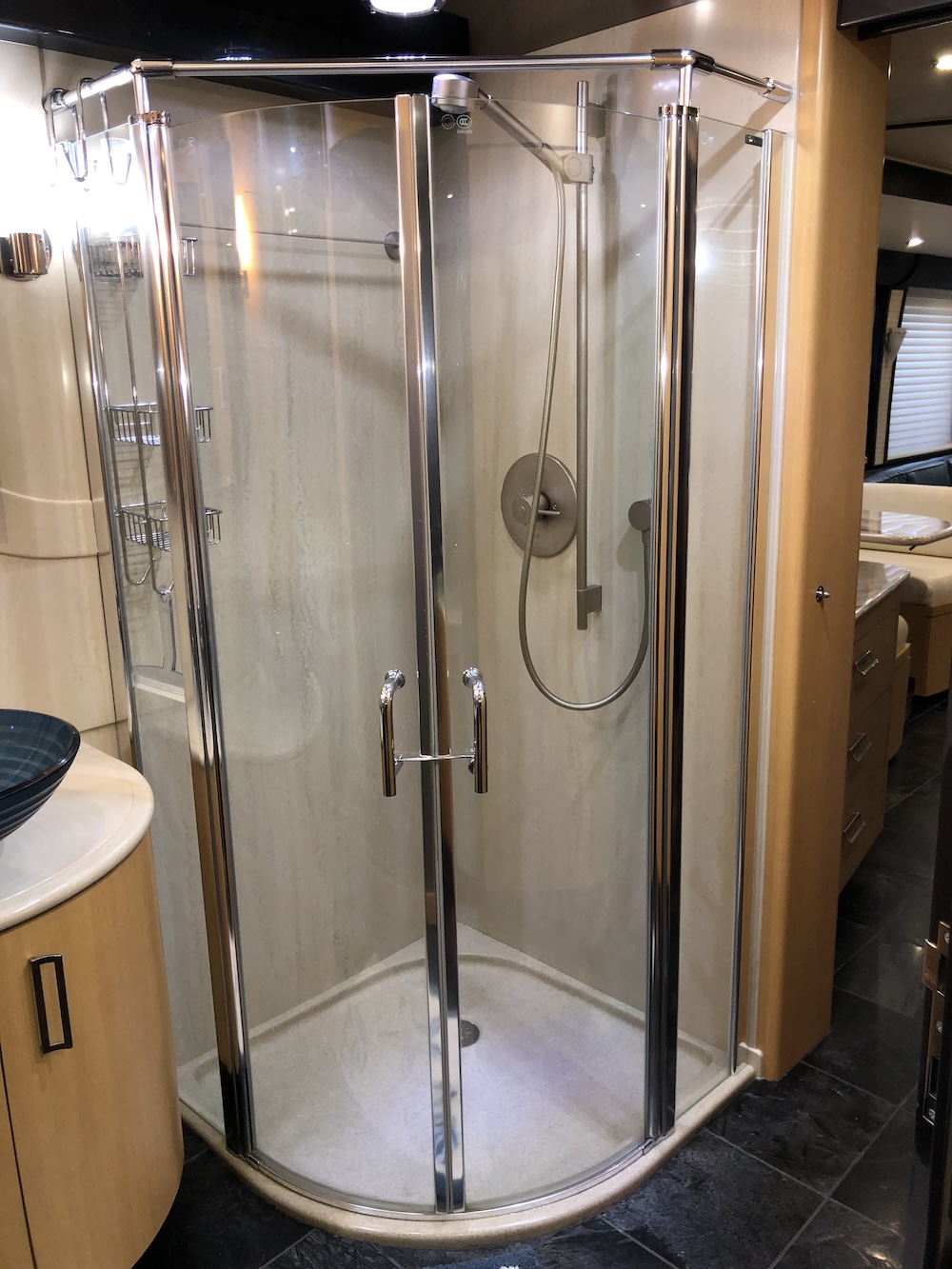 2007 Prevost XLII For Sale