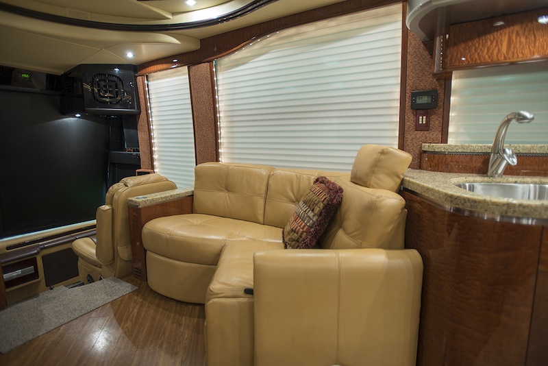 2007 Prevost Liberty H3-45 For Sale