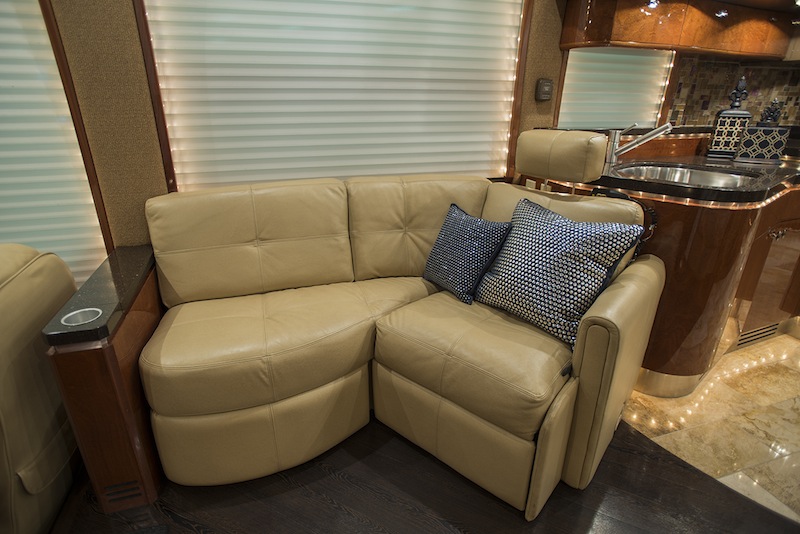 2007 Prevost Liberty H3-45 For Sale