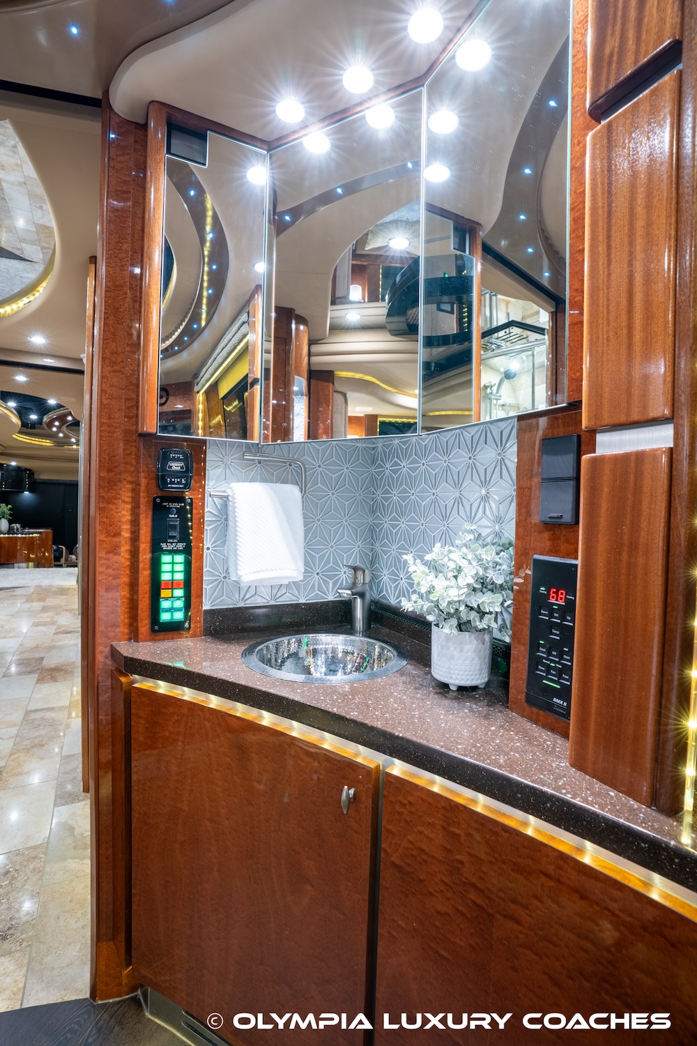 2007 Prevost Liberty H3-45 For Sale