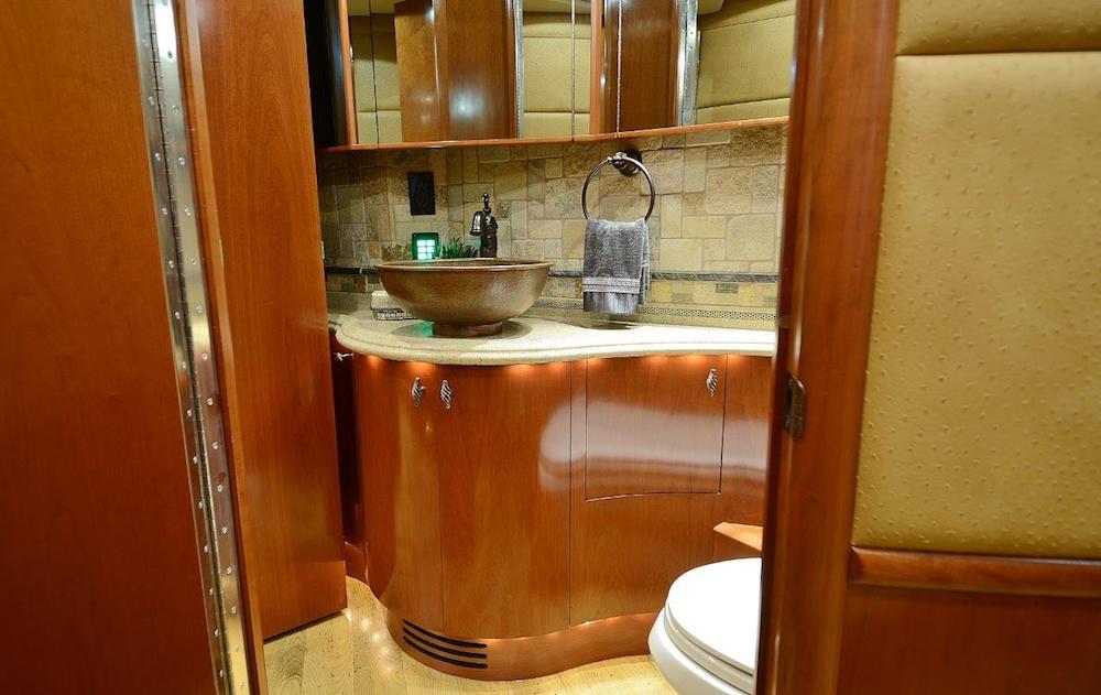2007 Prevost Liberty H3-45 For Sale