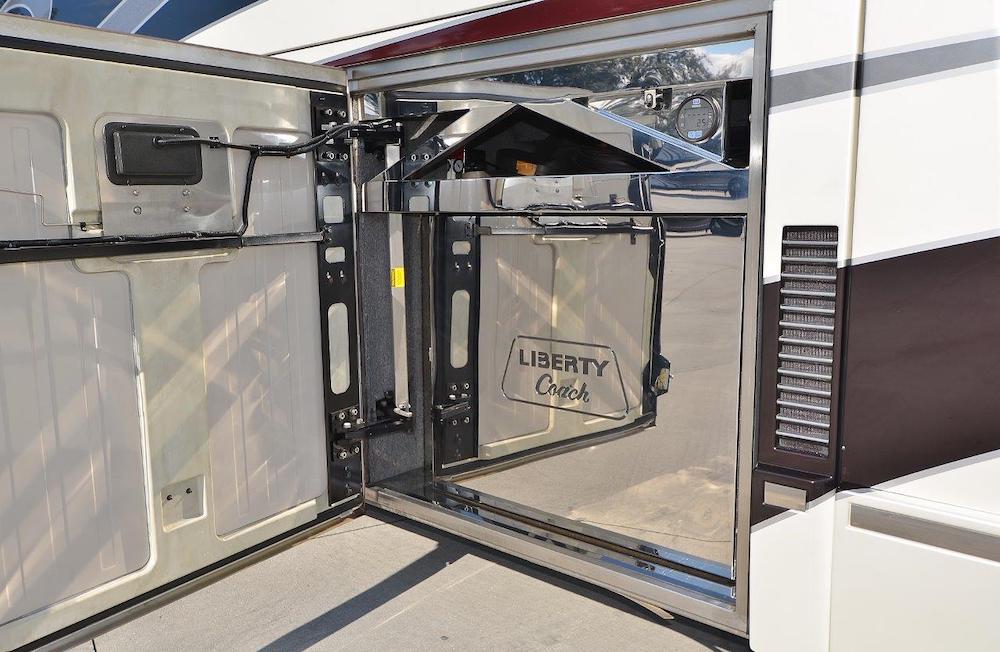 2007 Prevost Liberty H3-45 For Sale