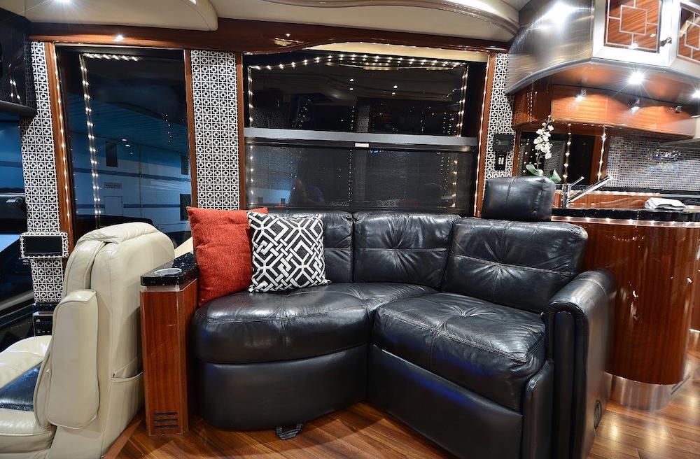 2007 Prevost Liberty H3-45 For Sale