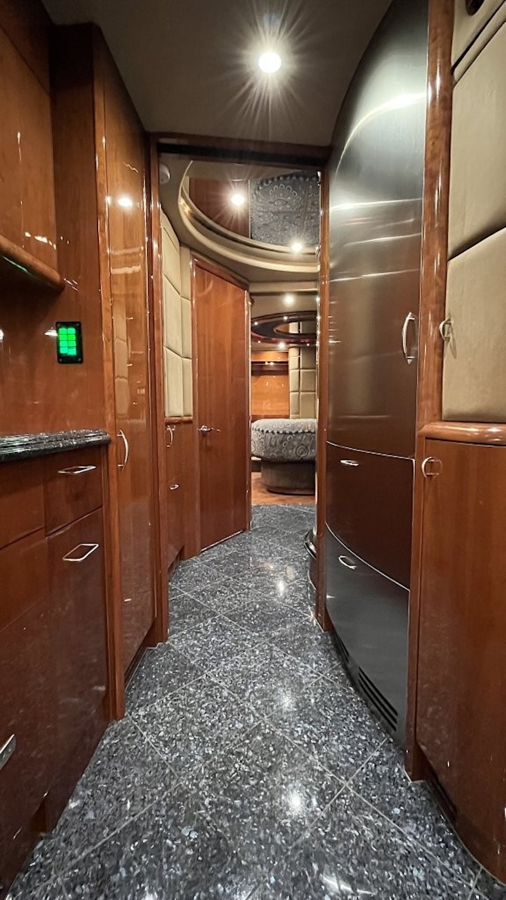 2007 Prevost Liberty XLII For Sale