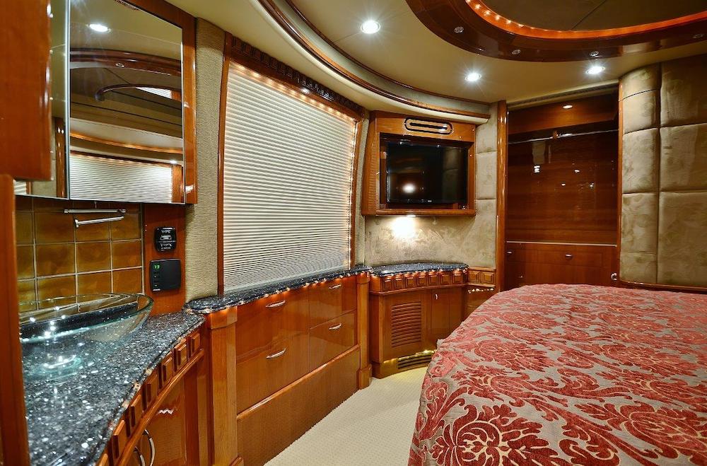 2007 Prevost Liberty XLII For Sale