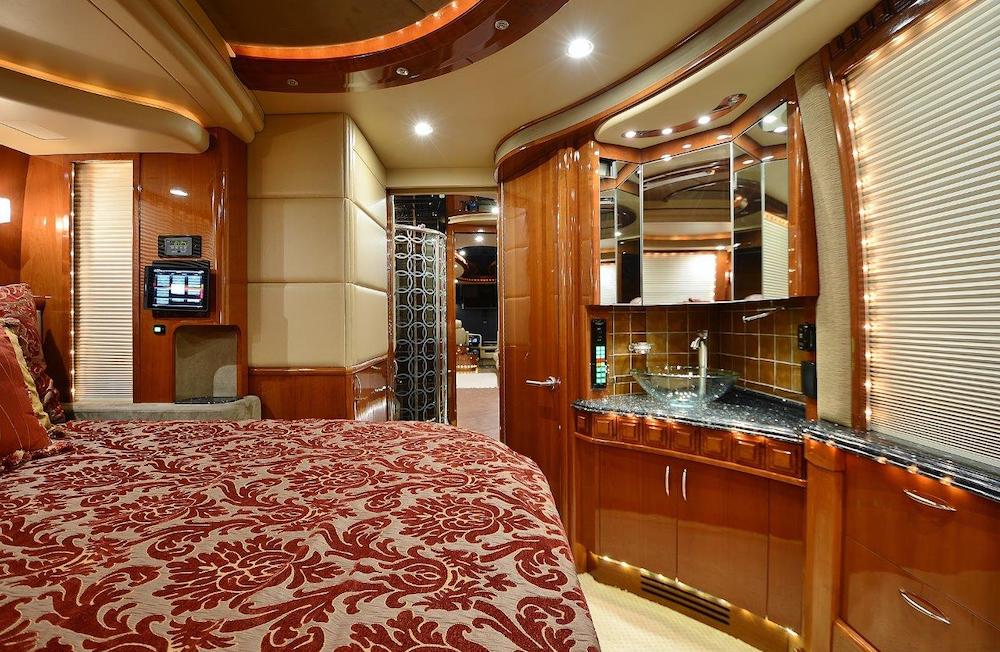 2007 Prevost Liberty XLII For Sale