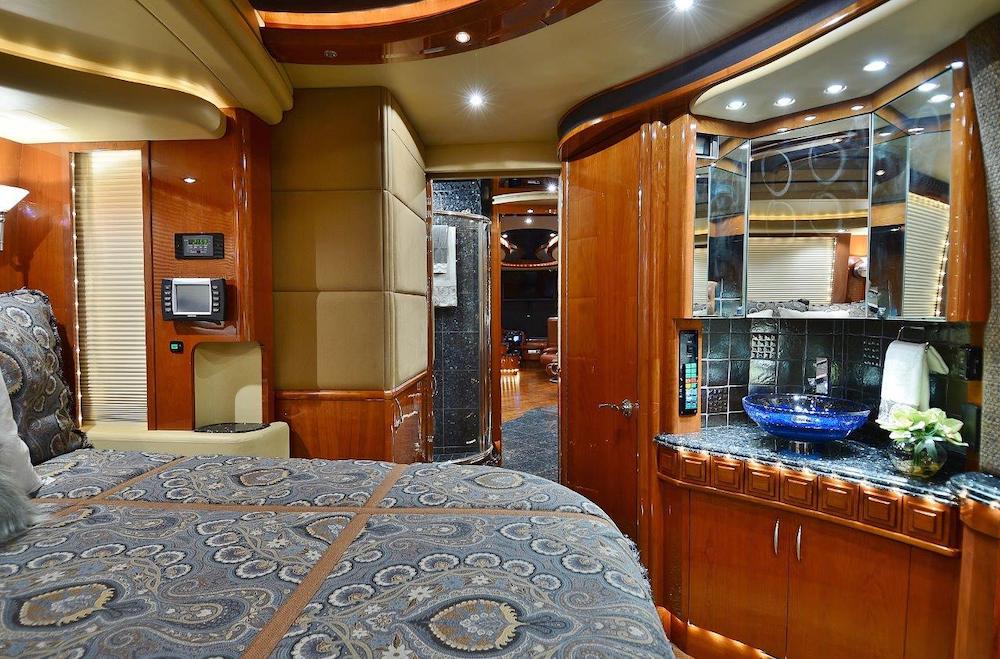 2007 Prevost Liberty XLII For Sale