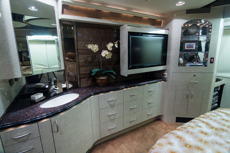 2007 Prevost Marathon H3-45 For Sale