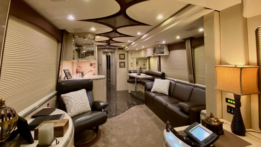 2007 Prevost Marathon H3-45 For Sale