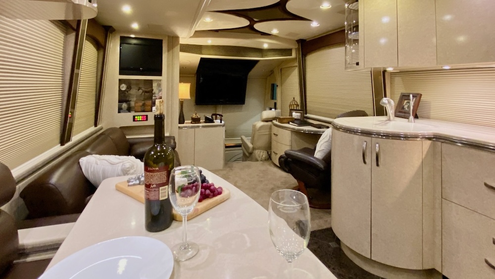 2007 Prevost Marathon H3-45 For Sale