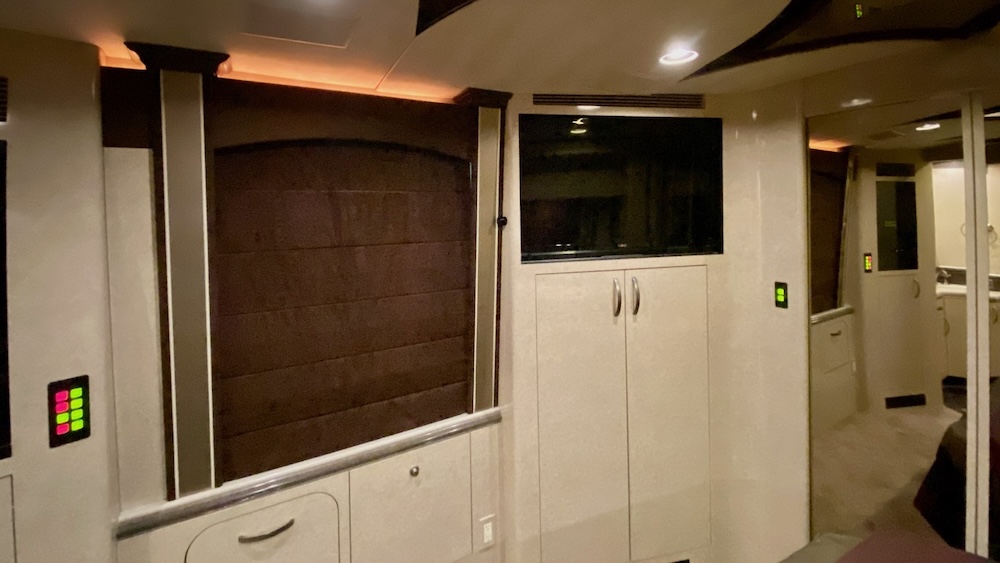 2007 Prevost Marathon H3-45 For Sale