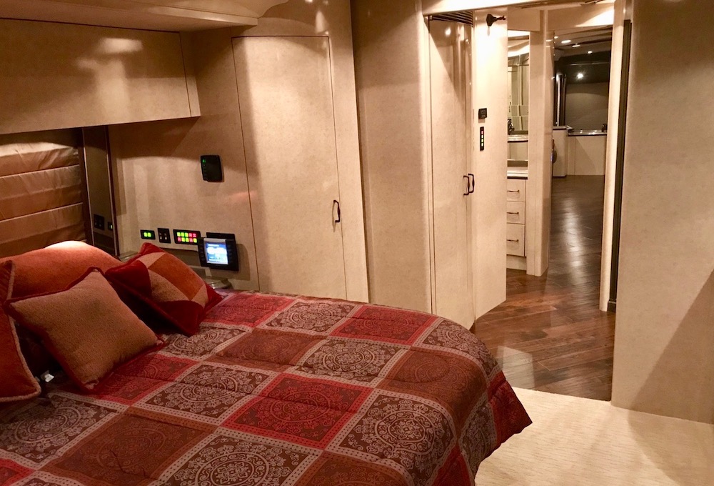 2007 Prevost Marathon H3-45 For Sale