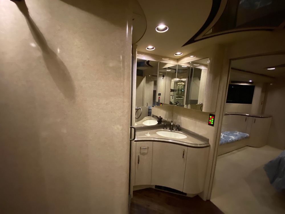 2007 Prevost Marathon H3-45 For Sale