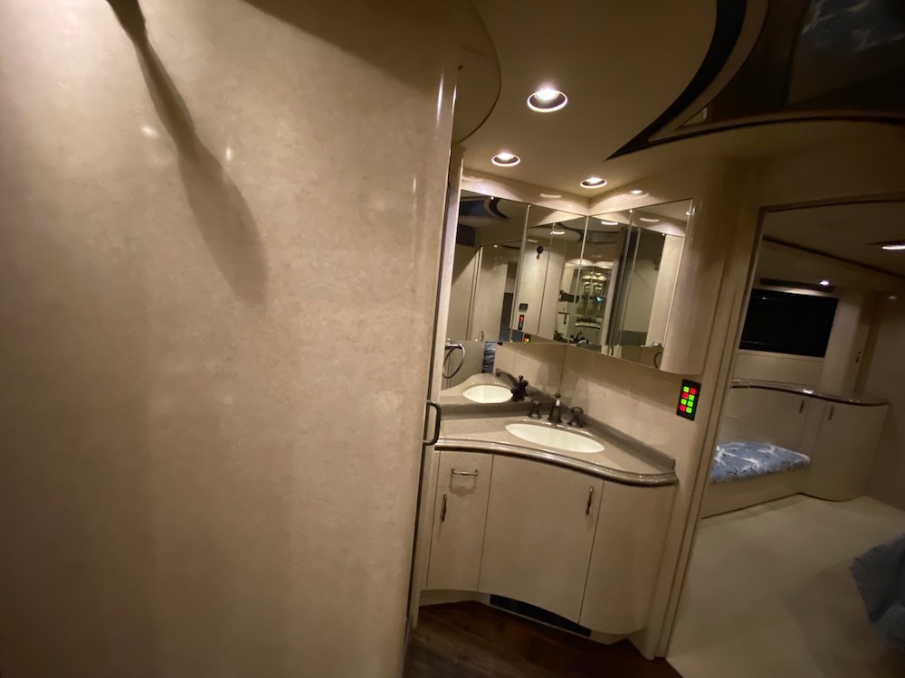 2007 Prevost Marathon H3-45 For Sale