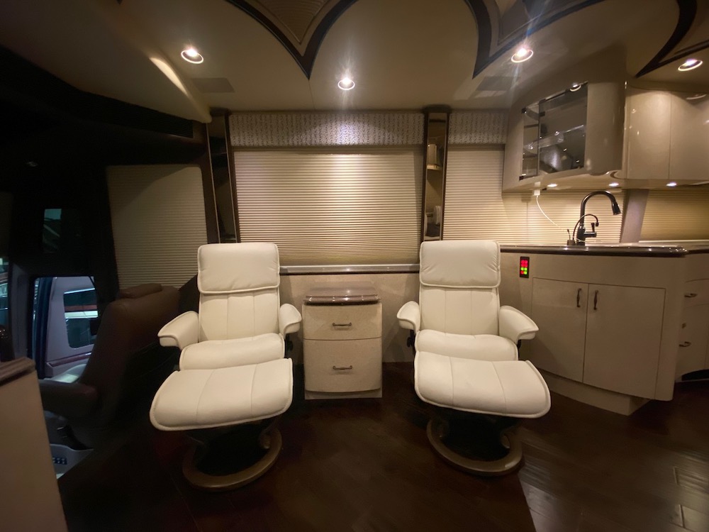 2007 Prevost Marathon H3-45 For Sale