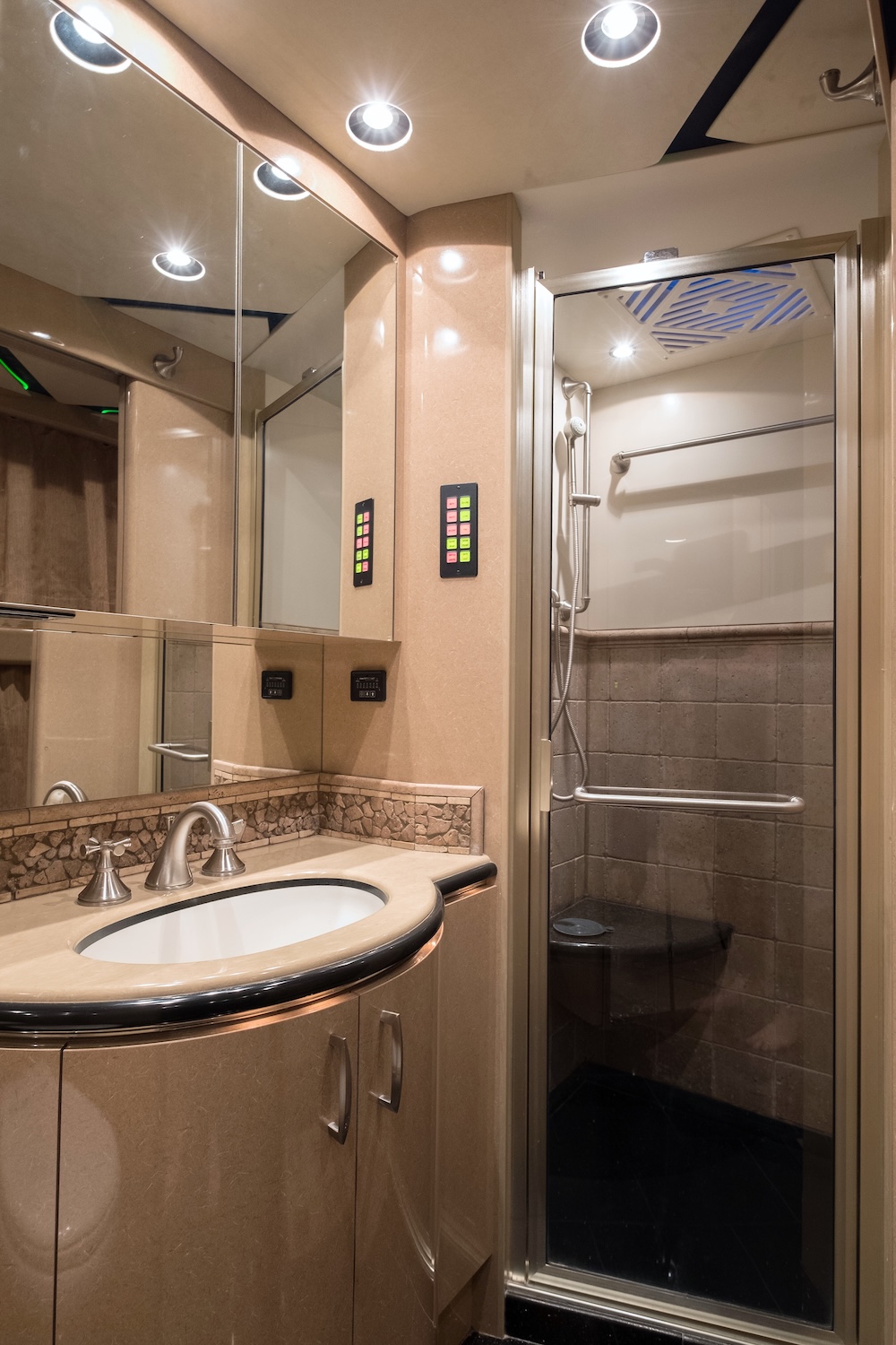 2007 Prevost Marathon H3-45 For Sale