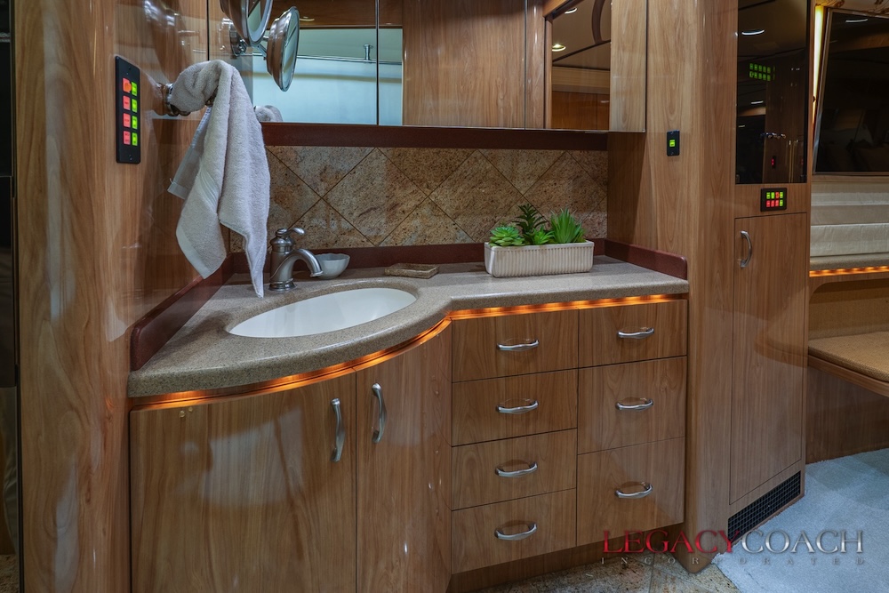 2007 Prevost  Marathon H3-45 For Sale