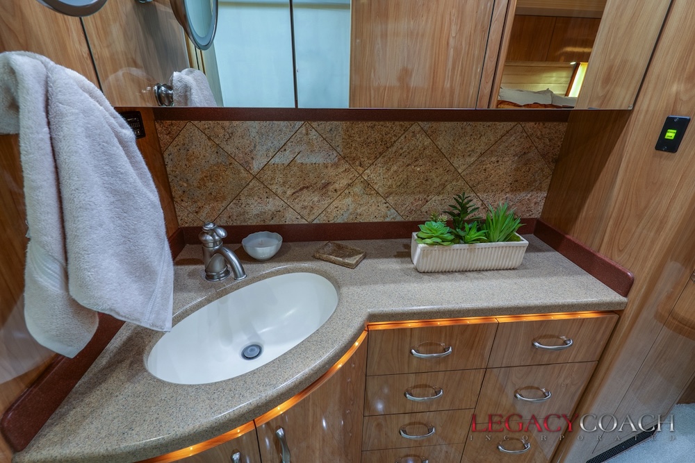 2007 Prevost  Marathon H3-45 For Sale