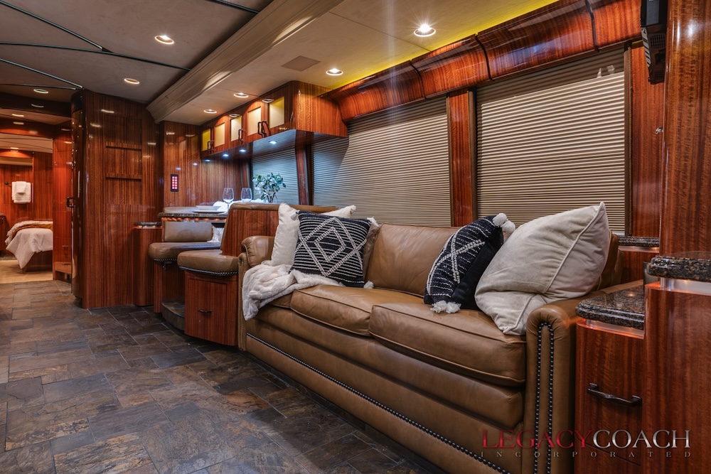 2007 Prevost Marathon H3-45 For Sale