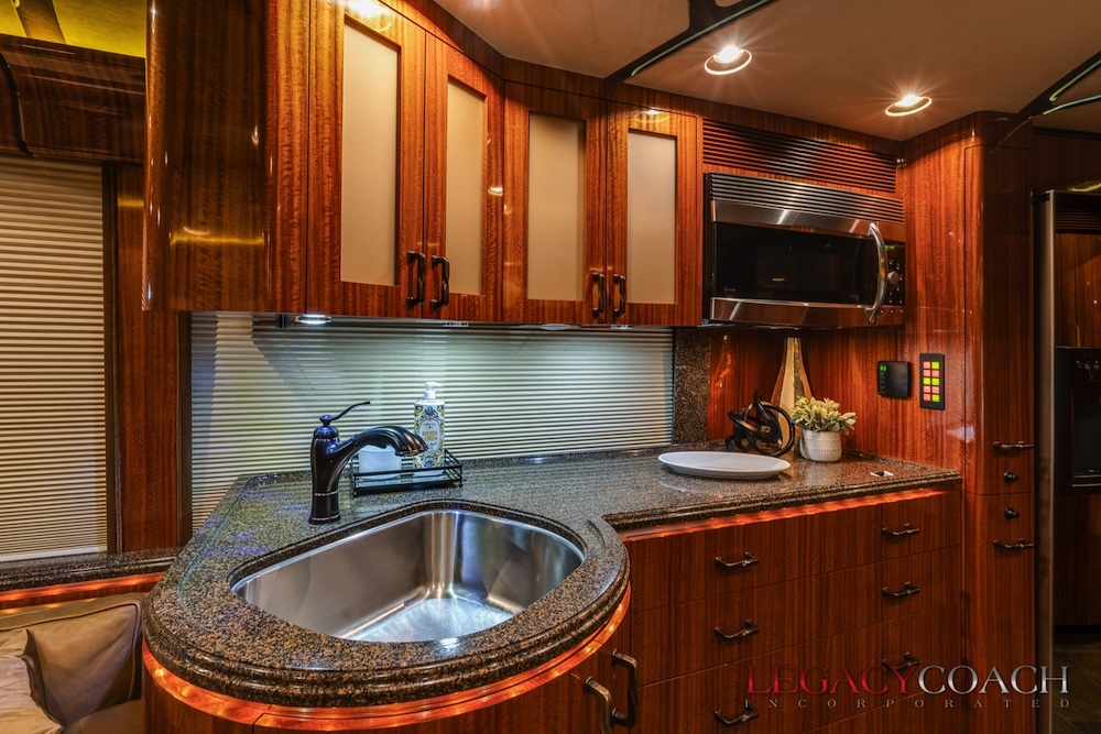 2007 Prevost Marathon H3-45 For Sale