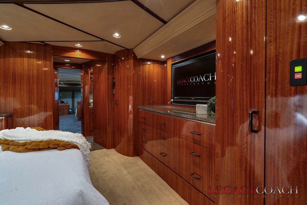 2007 Prevost Marathon H3-45 For Sale