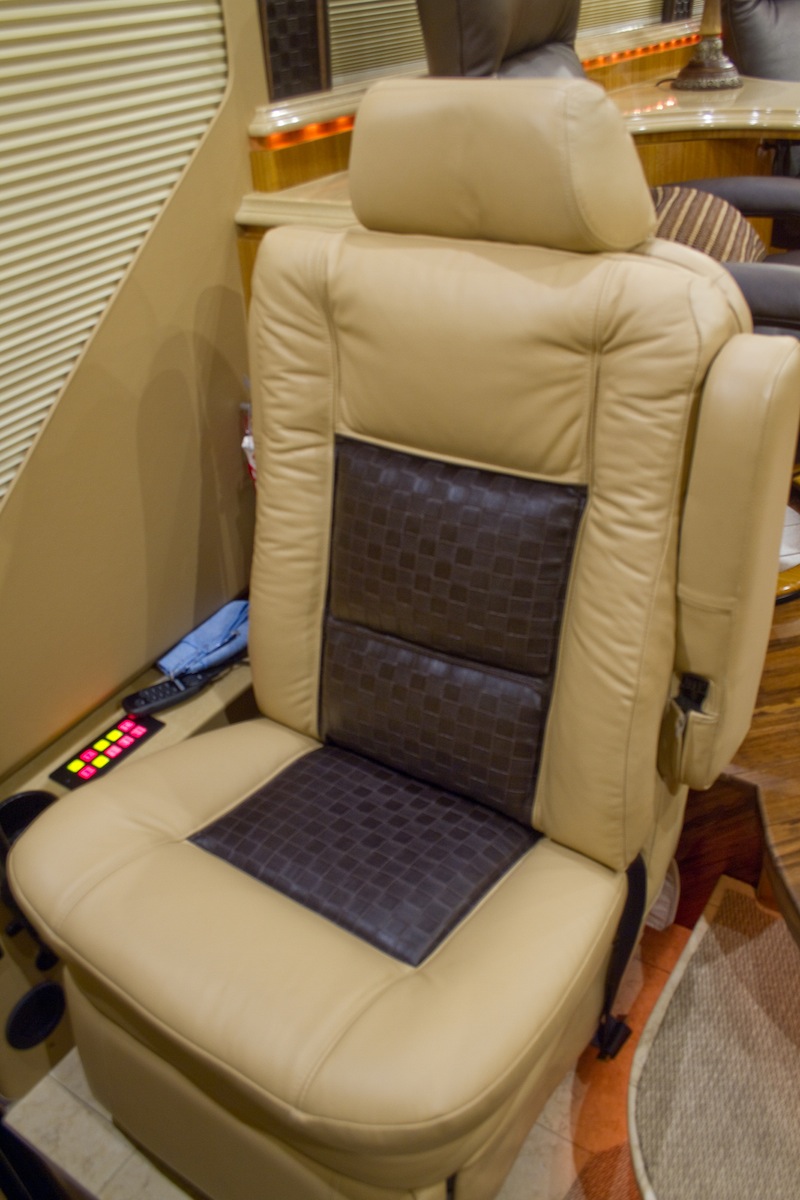 2007 Prevost Marathon H3-45 For Sale