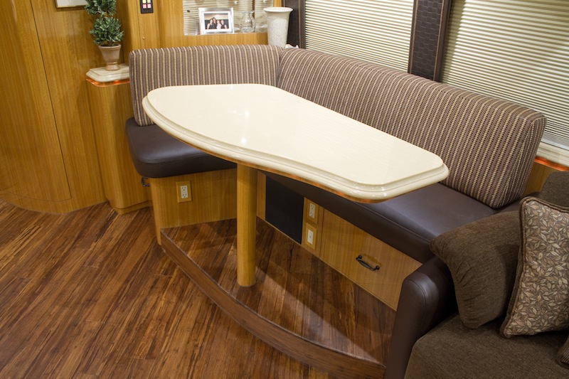 2007 Prevost Marathon H3-45 For Sale