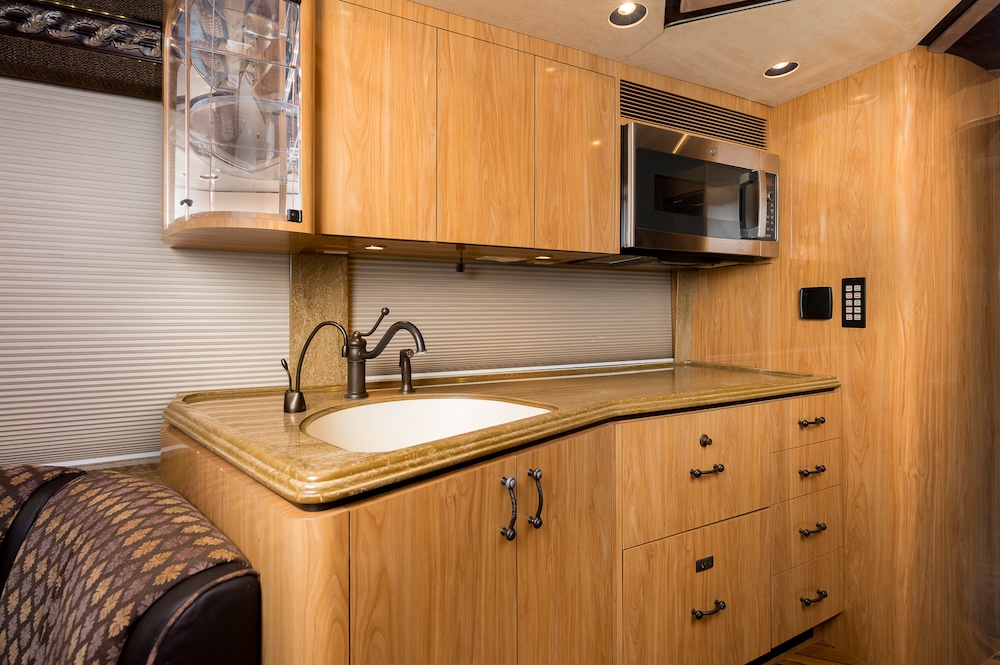 2007 Prevost Marathon H3-45 For Sale