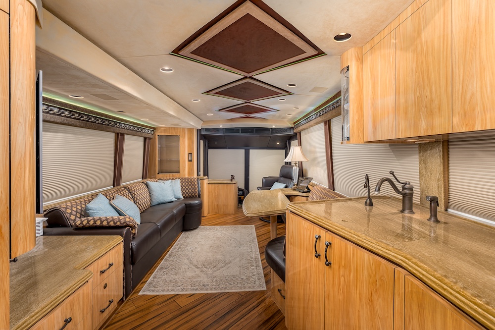 2007 Prevost Marathon H3-45 For Sale