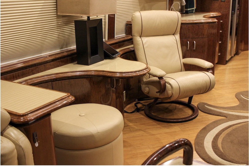 2007 Prevost Marathon H3-45 For Sale