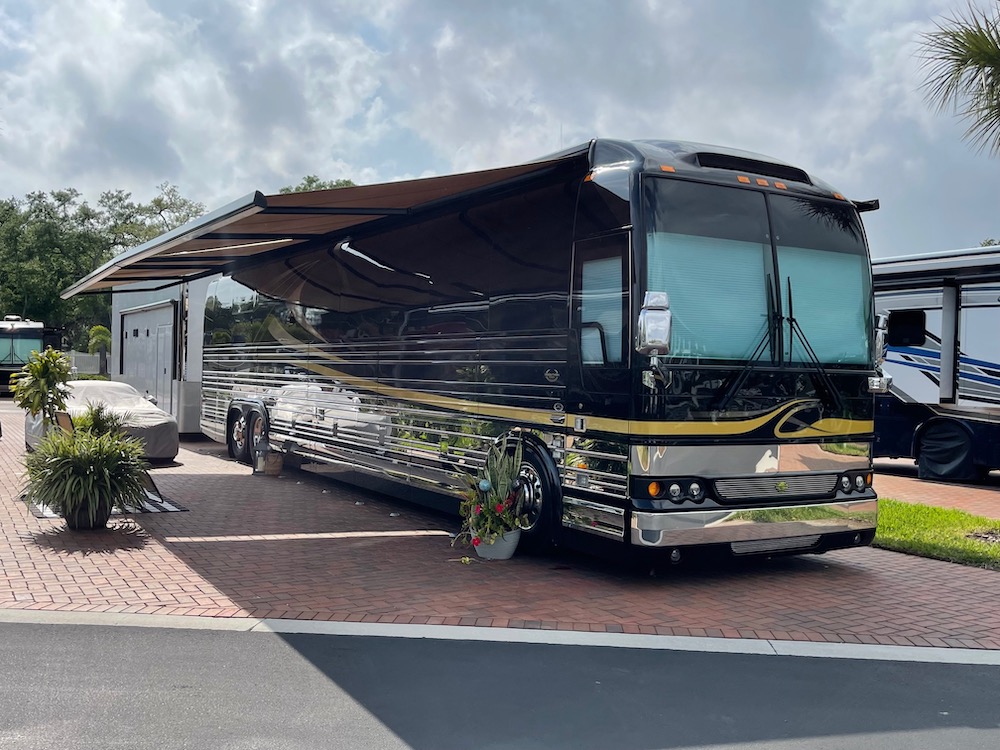 2007 Prevost Marathon XLII For Sale