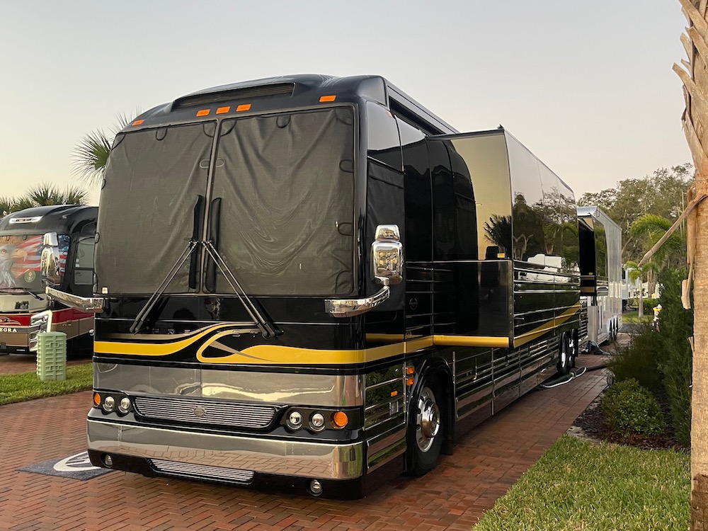 2007 Prevost Marathon XLII For Sale