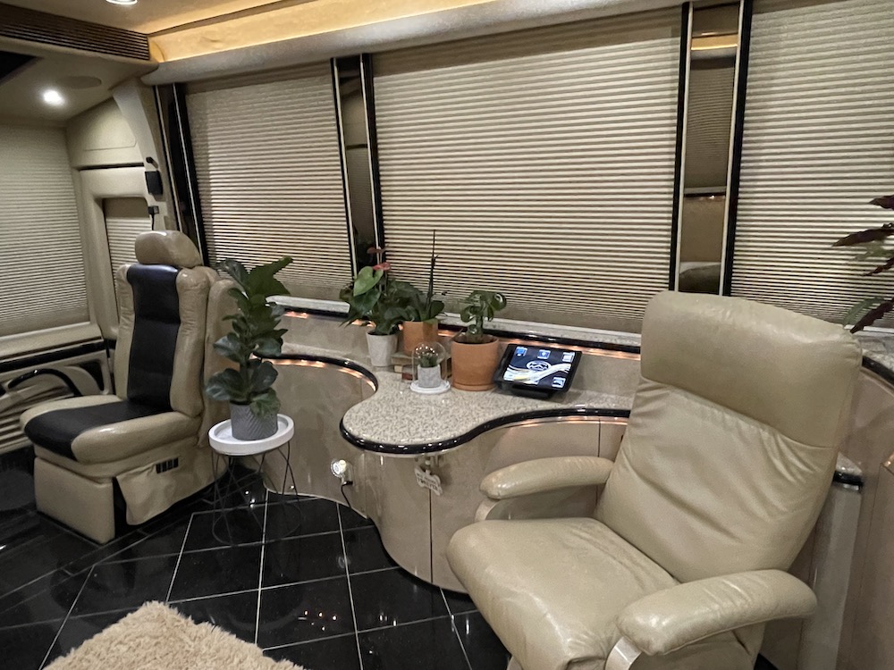 2007 Prevost Marathon XLII For Sale