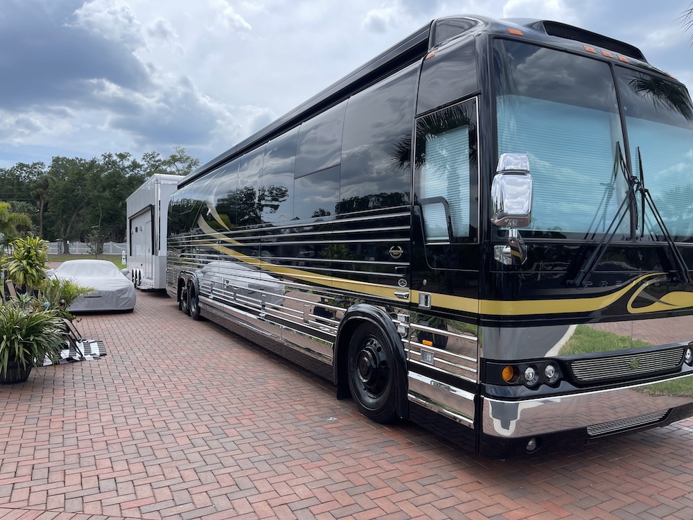 2007 Prevost Marathon XLII For Sale