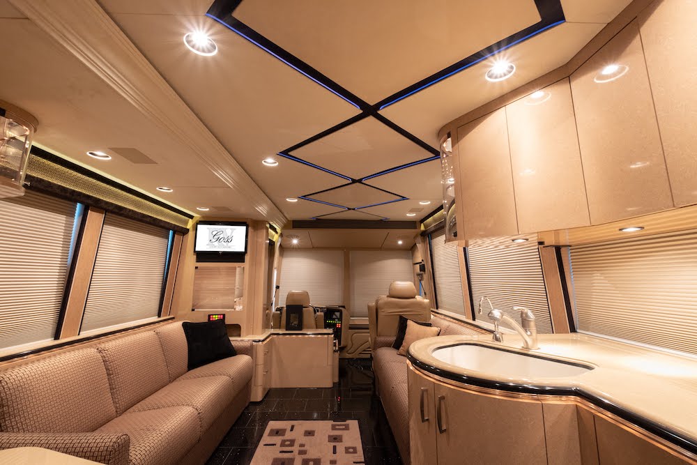 2007 Prevost Marathon XLII For Sale