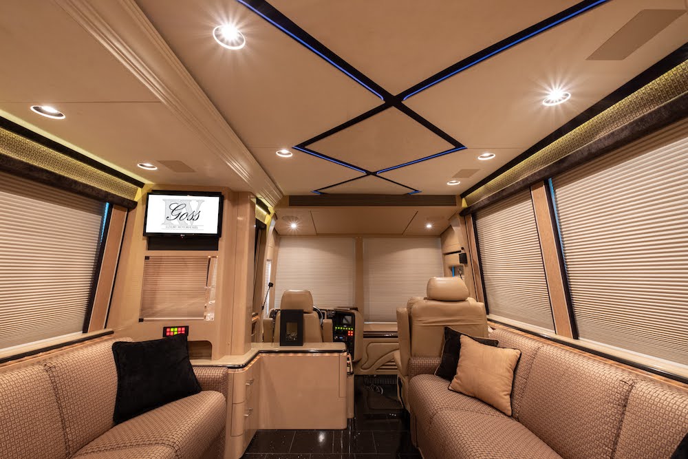 2007 Prevost Marathon XLII For Sale