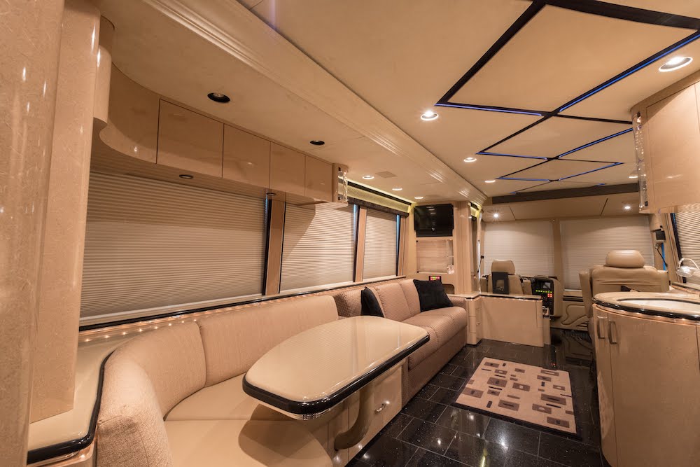 2007 Prevost Marathon XLII For Sale