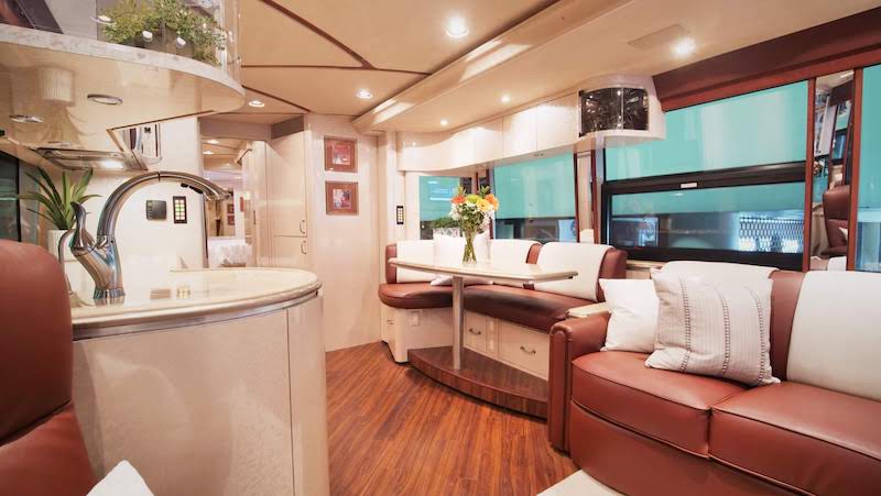 2002 Prevost Marathon XLII For Sale