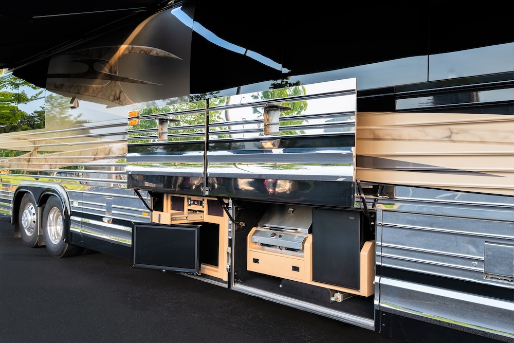 2007 Prevost Marathon XLII For Sale