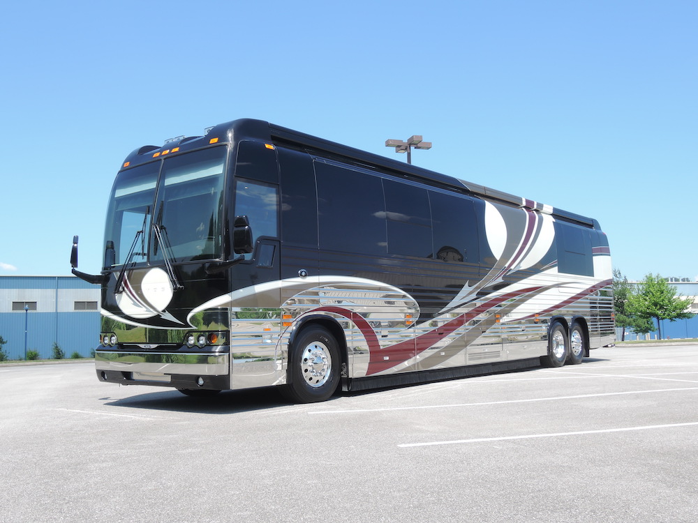 2007 Prevost Featherlite XLII For Sale