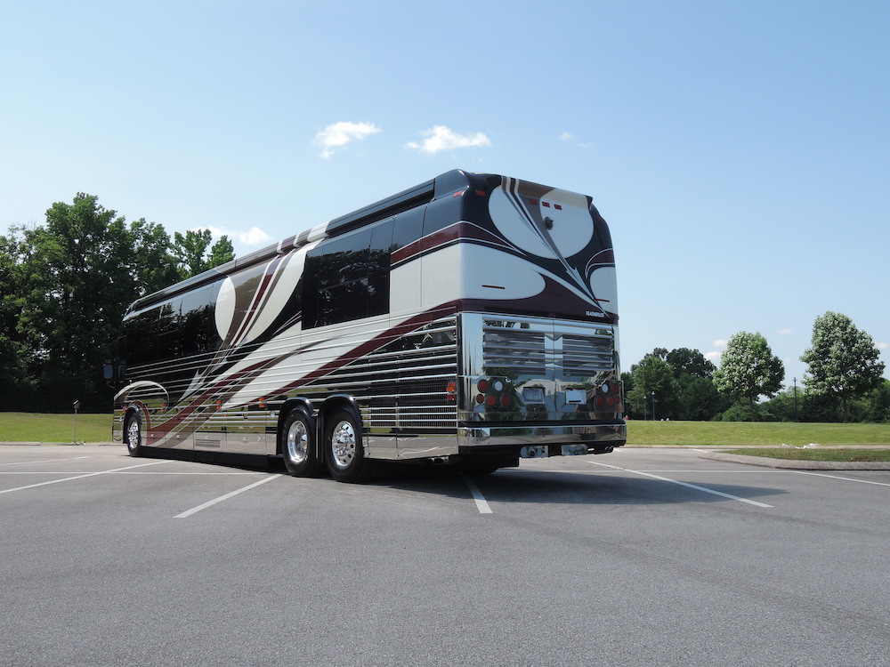 2007 Prevost Featherlite XLII For Sale