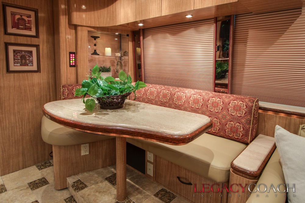 2007 Prevost Marathon XLII For Sale