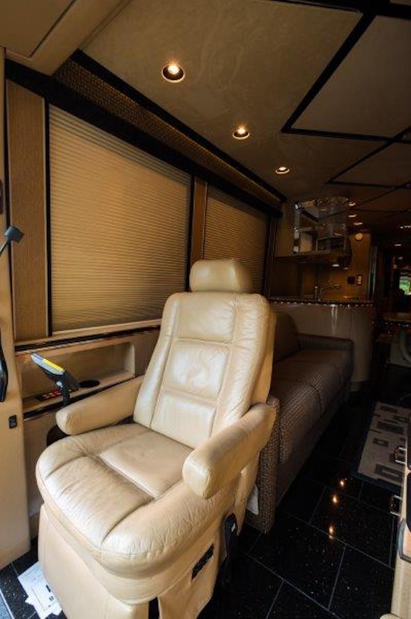 2007 Prevost Marathon XLII For Sale