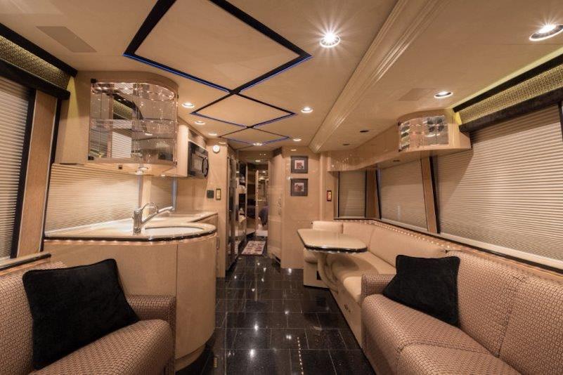 2007 Prevost Marathon XLII For Sale